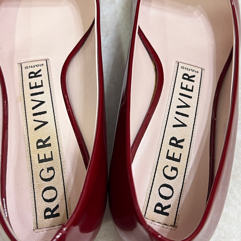 Roger vivier 漆皮方釦紅色低跟鞋-7