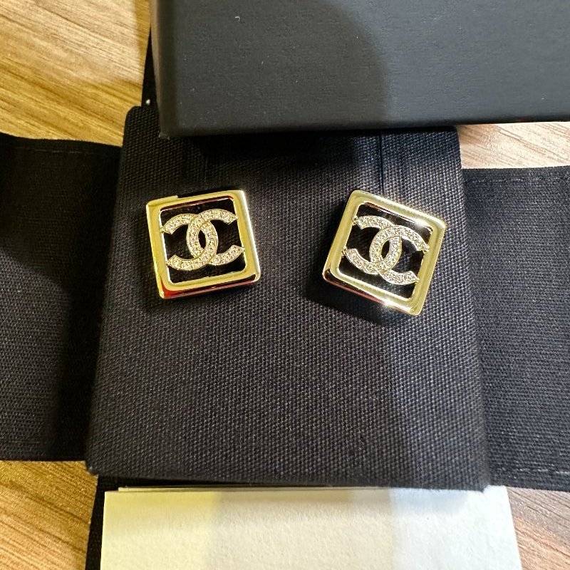 CHANEL 全新 雙C方塊耳環-0