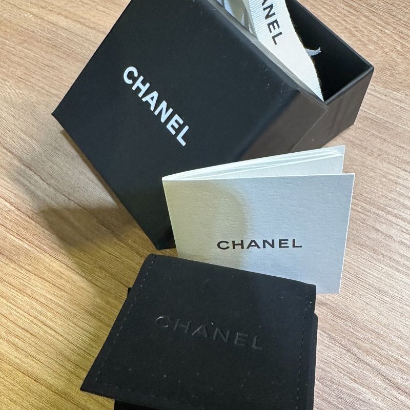 CHANEL 全新 雙C方塊耳環-5