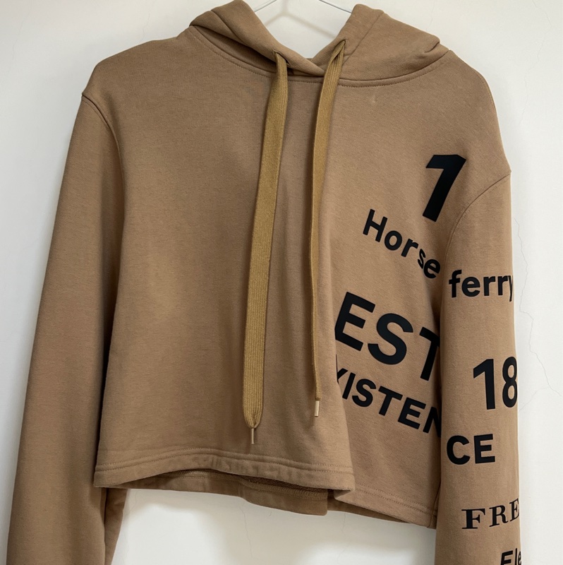 Burberry 短板帽T-0