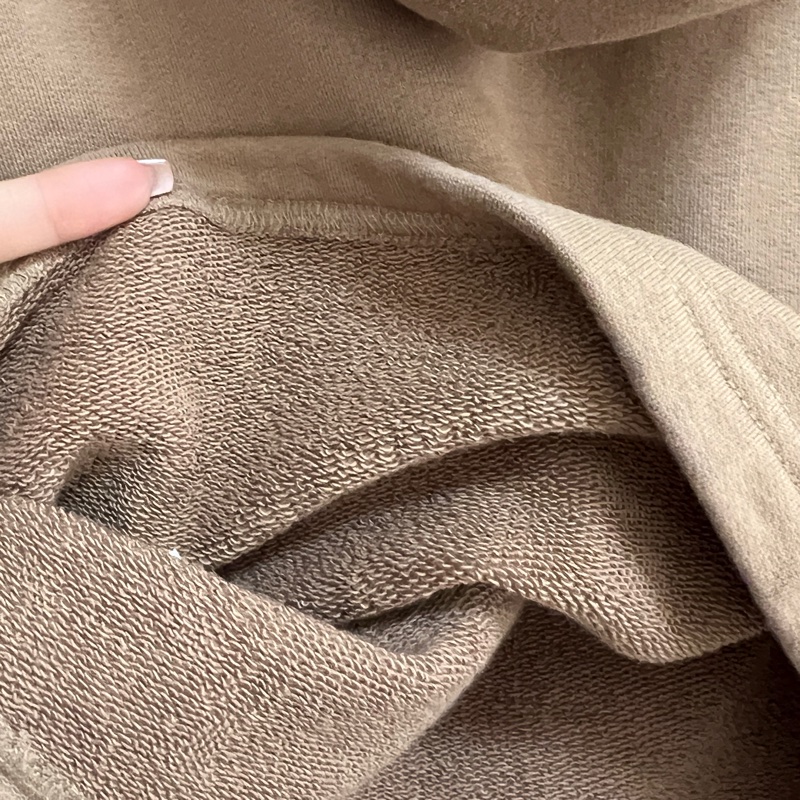 Burberry 短板帽T-9