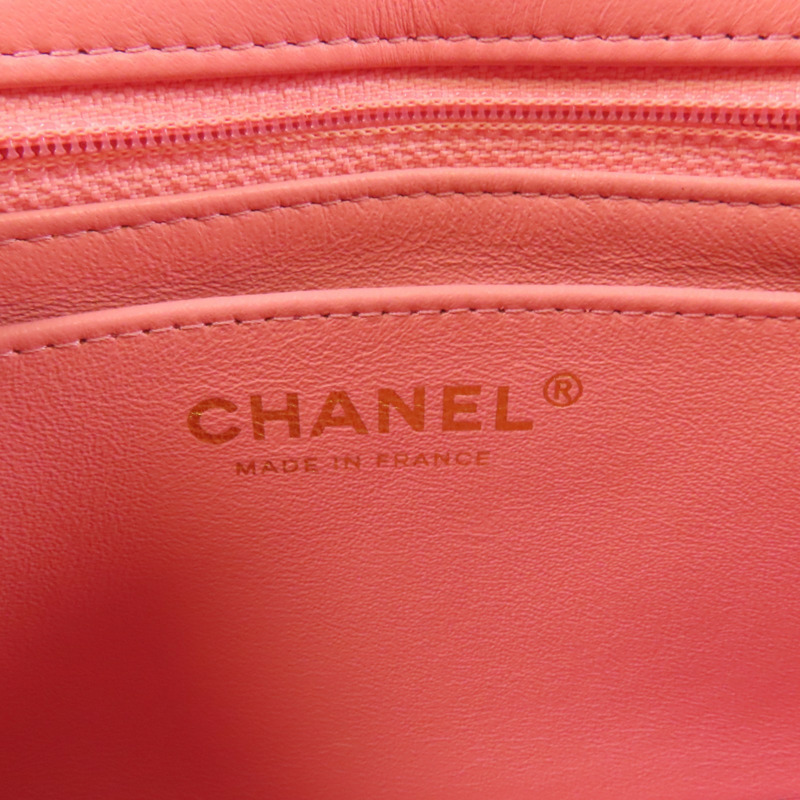 CHANEL 羊皮皮革Mini Classic 17金扣鏈帶肩背袋-5