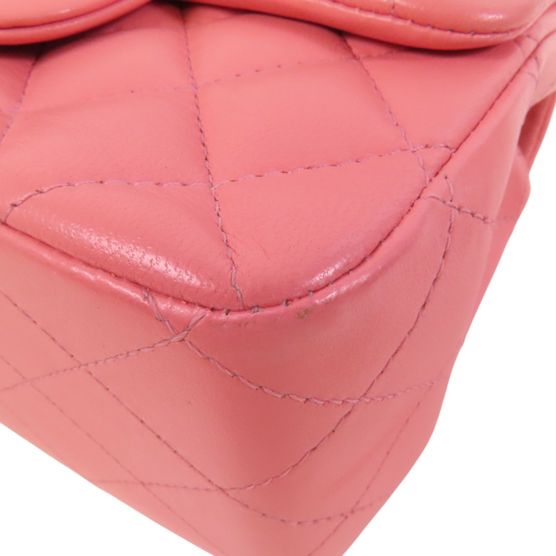 CHANEL 羊皮皮革Mini Classic 17金扣鏈帶肩背袋-11