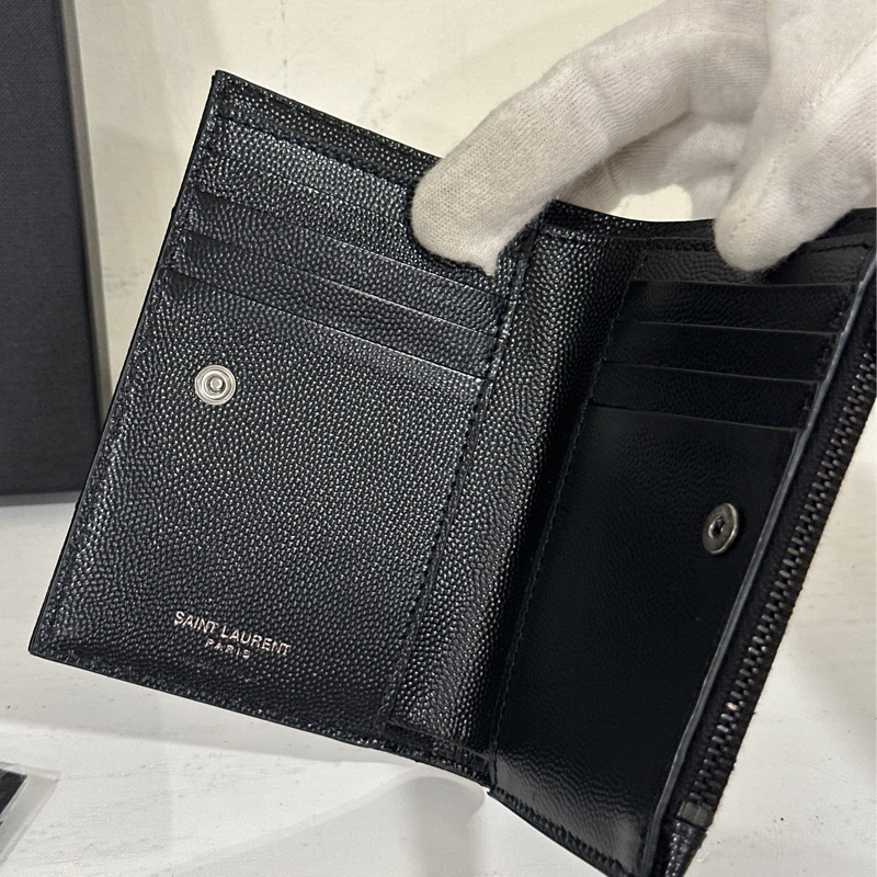 #全新閒置 #配件齊🉑送禮 Ysl SoBlack 魚子醬對開短夾🈶零錢袋-4