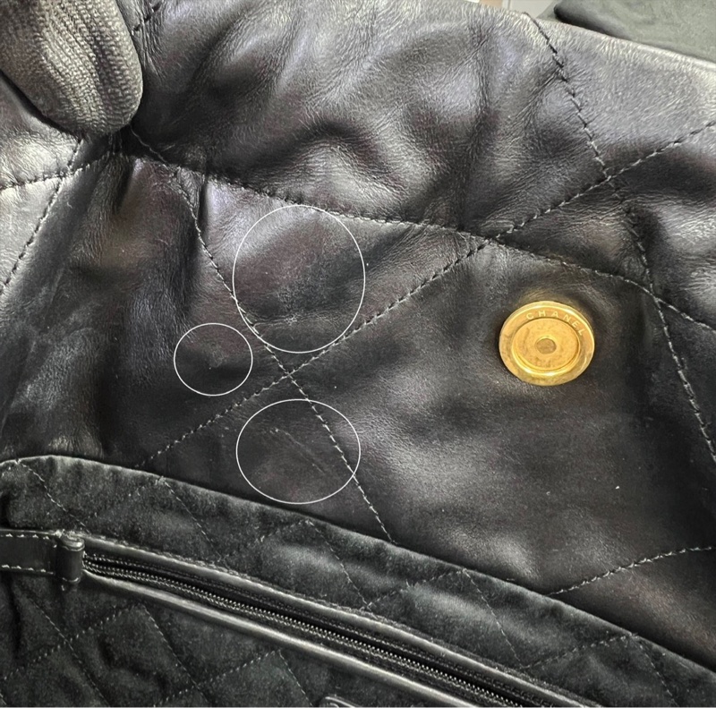 Chanel 香奈兒經典款22bag小號黑金 牛皮99新 狀況都有拍出來 全球保固內（到2028）-25