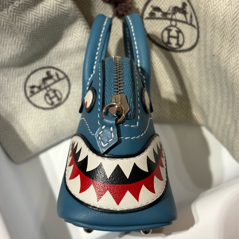 (近全新）Hermes 愛馬仕 shark bolide 鯊魚包 吊飾/掛件/零錢包/耳機包-2