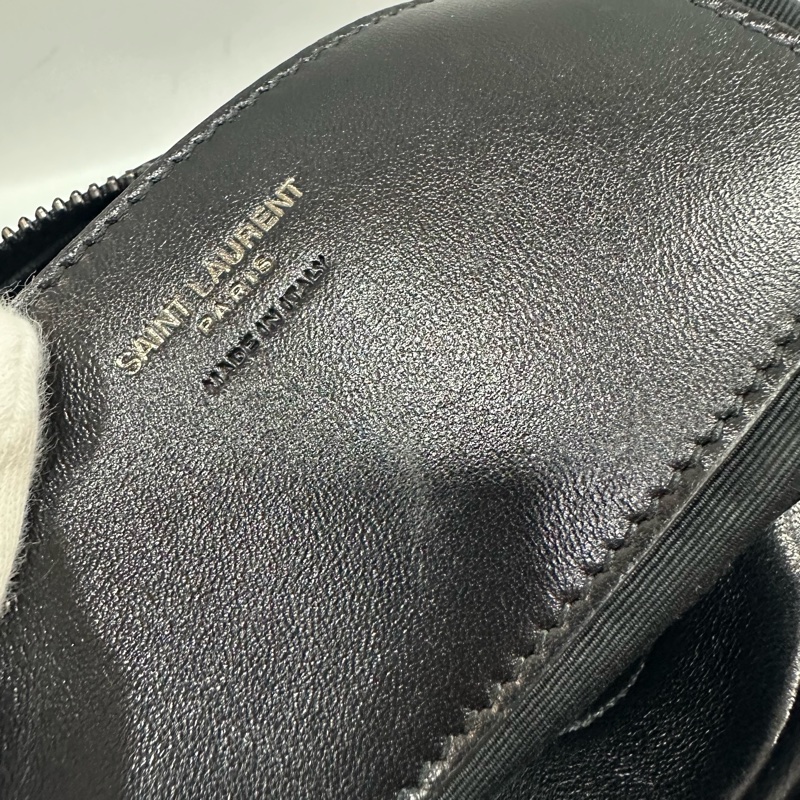 YSL 819279 黑羊皮黑釦相機包 Niki-29