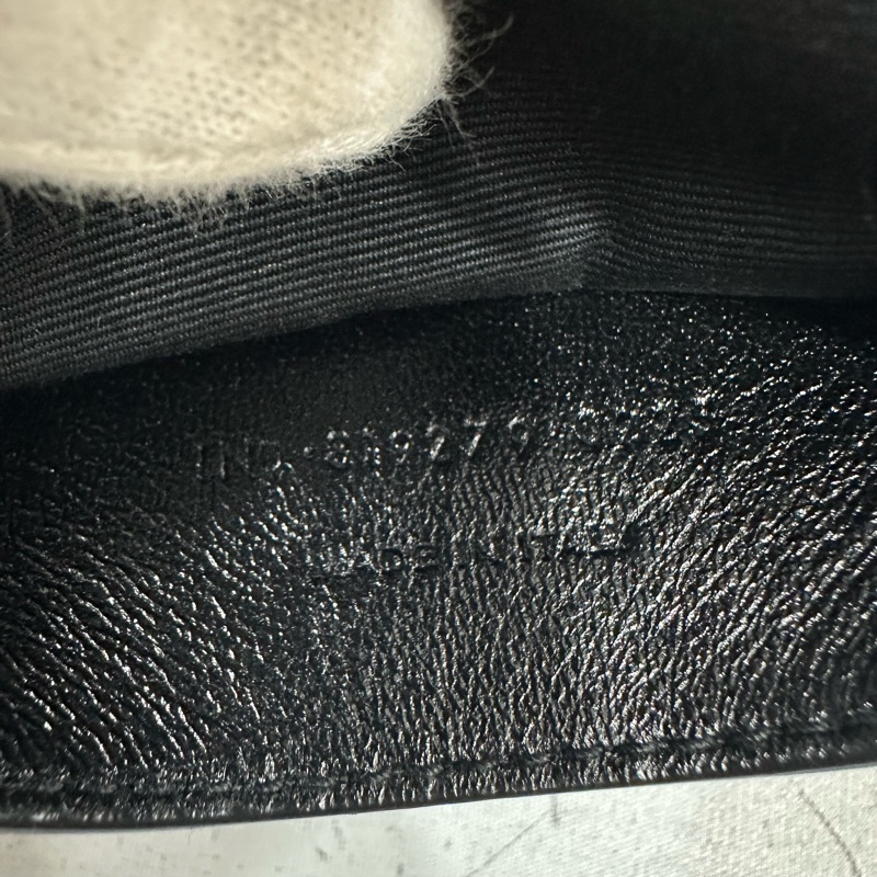 YSL 819279 黑羊皮黑釦相機包 Niki-32
