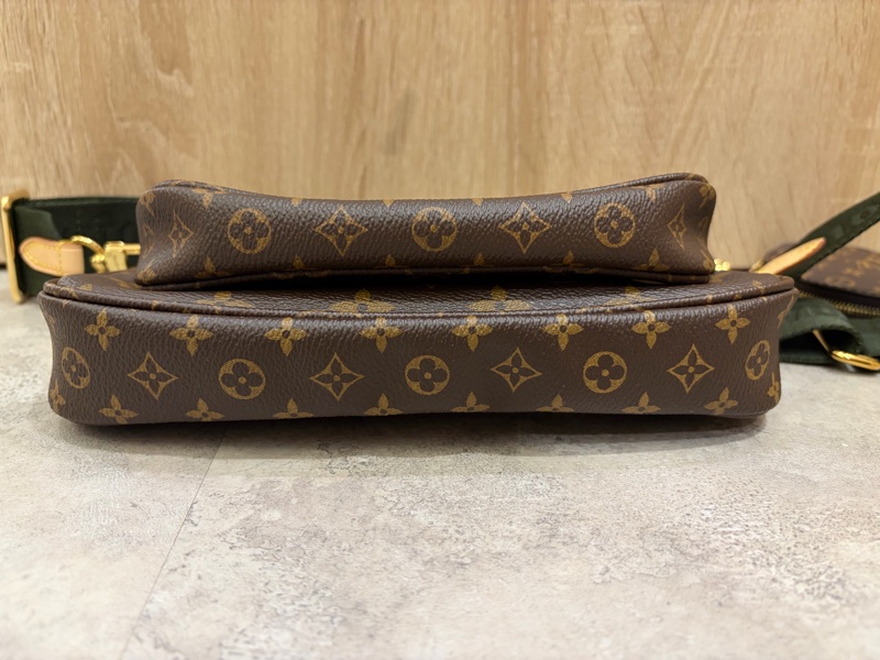 LV 原花金釦五合一綠背帶肩斜背包M44813-2