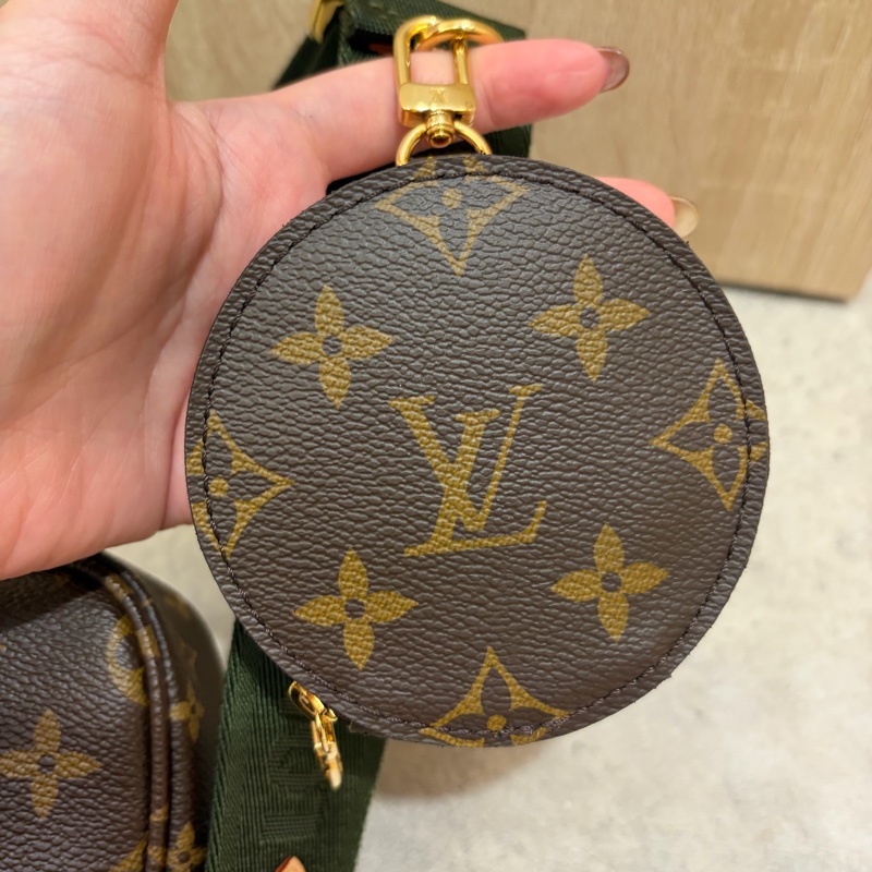 LV 原花金釦五合一綠背帶肩斜背包M44813-8