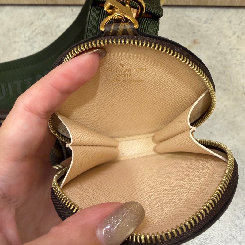 LV 原花金釦五合一綠背帶肩斜背包M44813-9