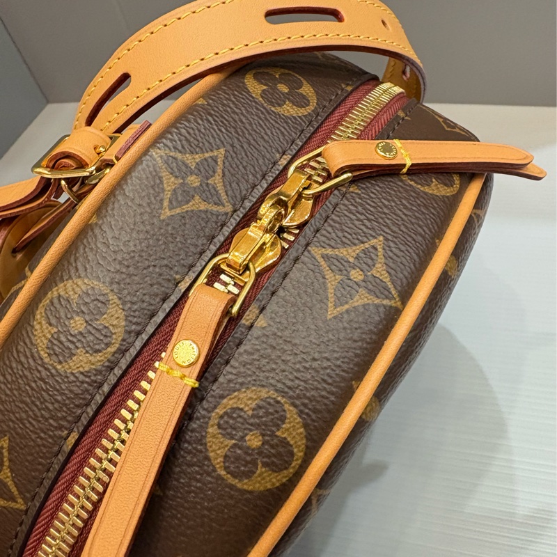 Lv 三用圓餅包/鈴鼓包-2