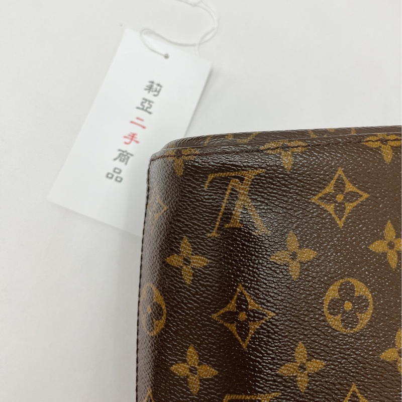 莉亞精品♡LV M51172 薇薇安 九新-9