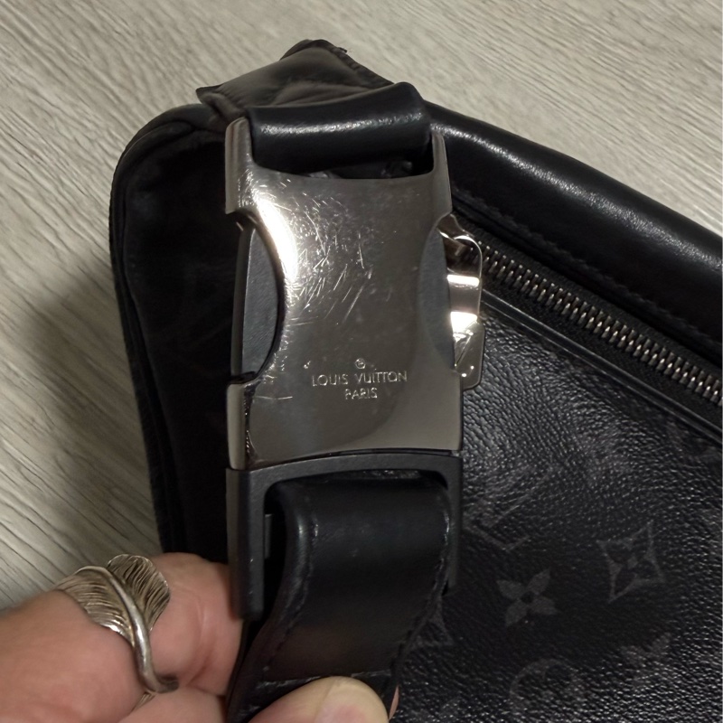 LV M46035 Discovery PM 腰包 官網$68500同款 八成新-10