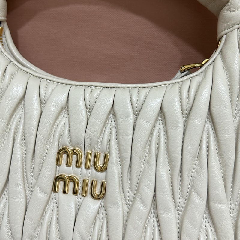 Miu Miu hobo 張員瑛 同款包 小羊皮 小號-1