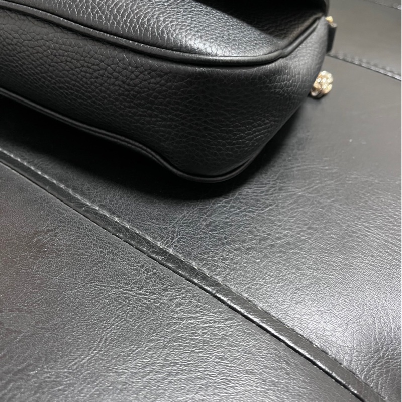 GUCCI 經典SOHO系列雙G流蘇掀蓋斜背包/肩背包-4