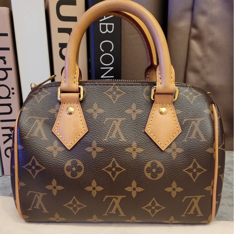Louis Vuitton Speedy 20 老花 芯片款 有盒有套  奶茶色背帶-24