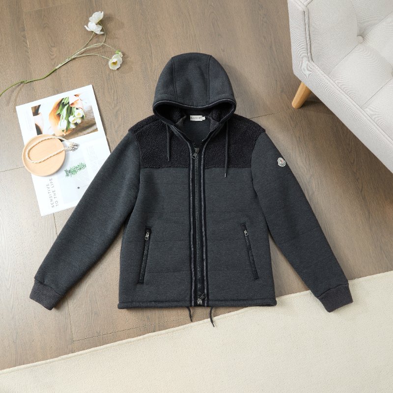 ❤️ MONCLER 內裡加絨連帽外套 特價款-0