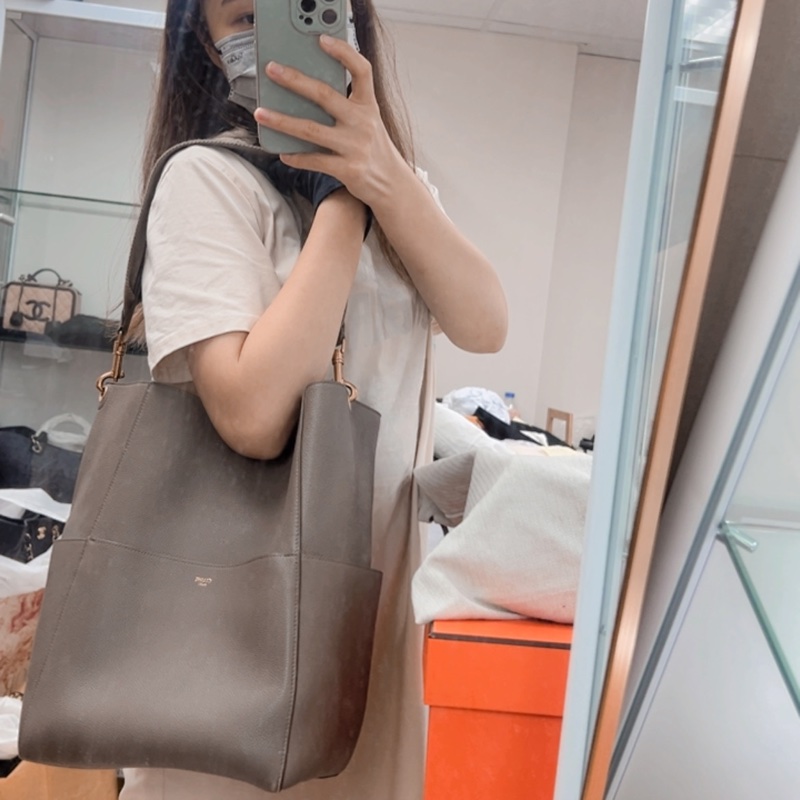 Celine sangle 大象灰水桶 中號-14