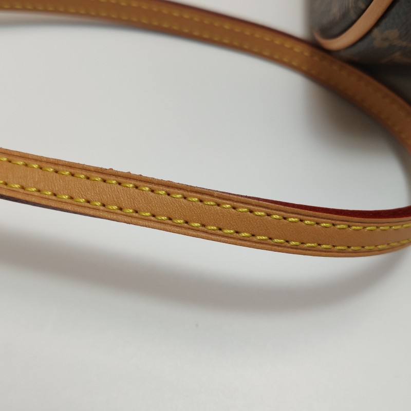Louis Vuitton (LV) Boite Chapeau小號植鞣革Monogram印花圓餅包斜挎單肩包-14