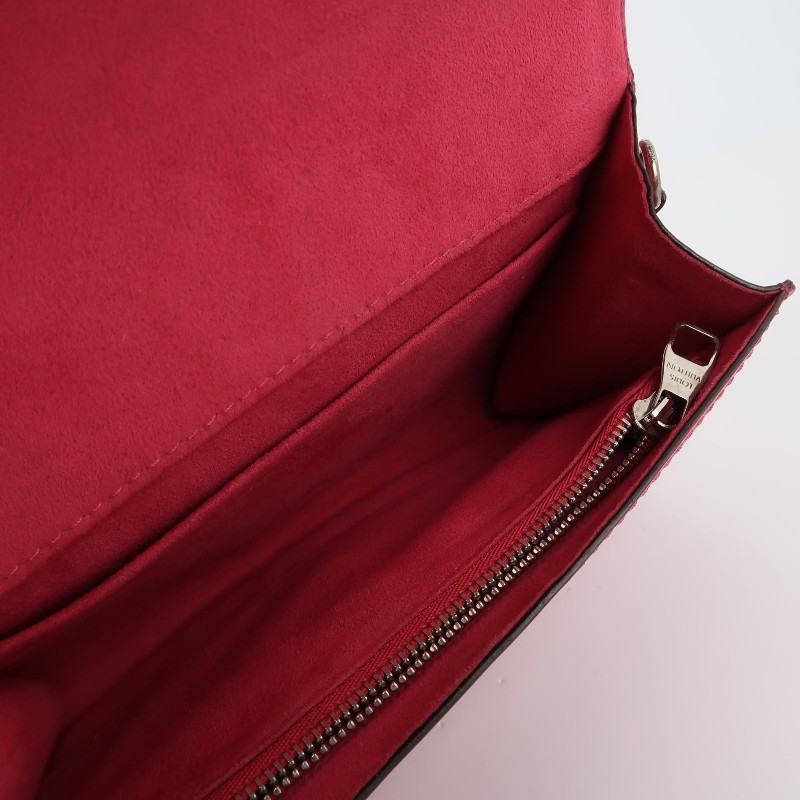 Louis Vuitton (LV) Louise牛皮純色字母logo水波紋woc斜挎包-6