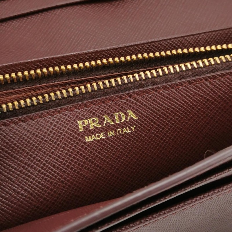Prada Cahier牛皮純色字母Logo插扣錢包-6