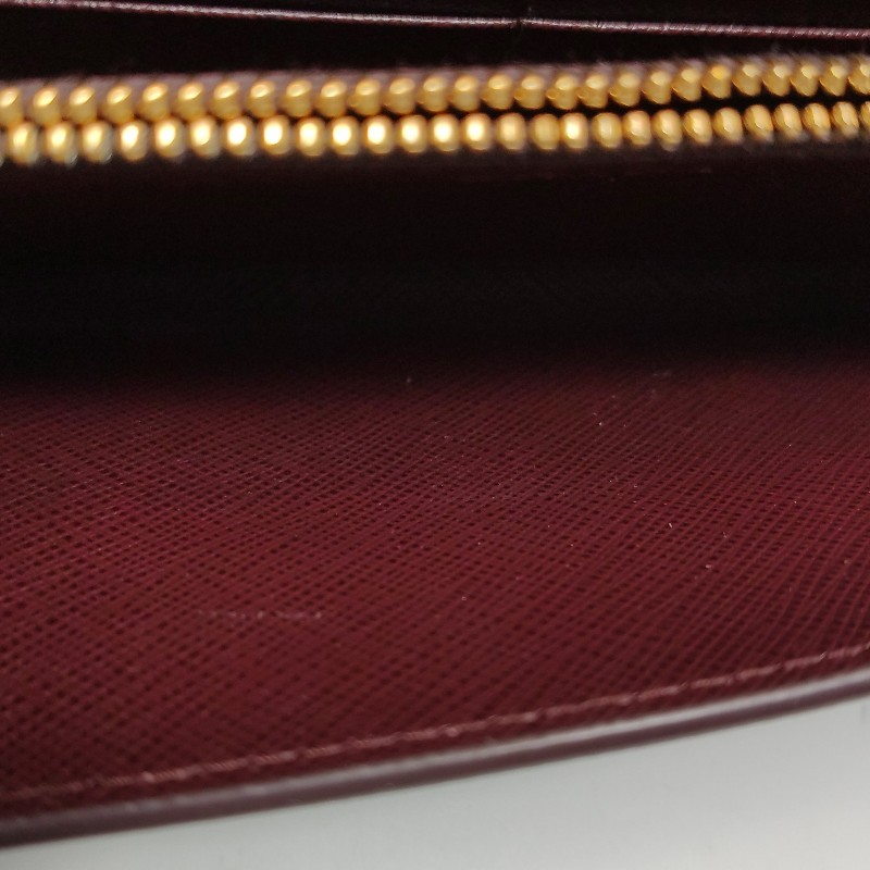 Prada Cahier牛皮純色字母Logo插扣錢包-7