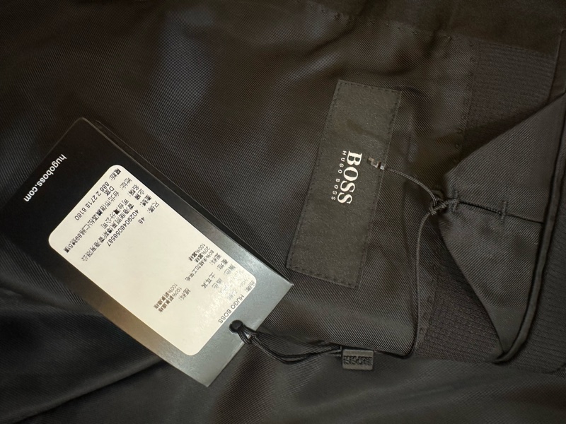 Hugo Boss 黑色禮服(全新附吊牌+防塵袋)原價35000,購入價28000-6