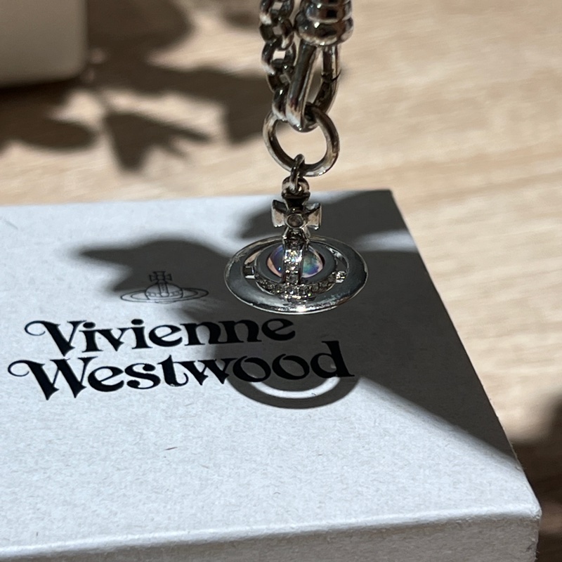 Vivienne Westwood 經典款小號立體土星手鍊-限量極光銀-0