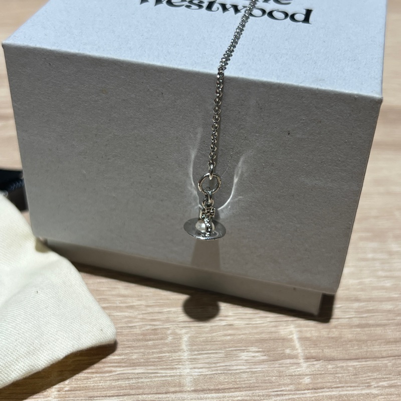 Vivienne Westwood 珍珠土星手鍊-0
