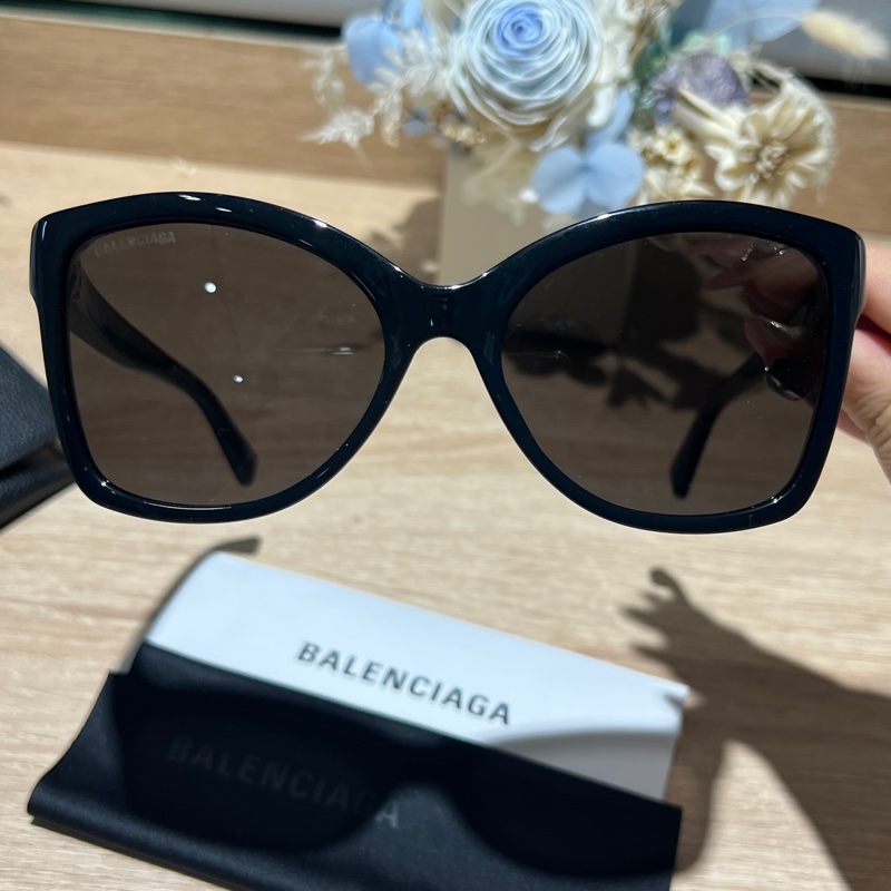 Balenciaga墨鏡-1