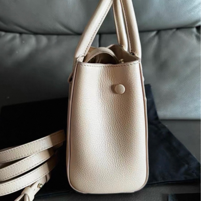 Chanel/香奈兒 23開奶茶色金扣荔枝紋牛皮mini郵差托特包可手提斜挎包-2