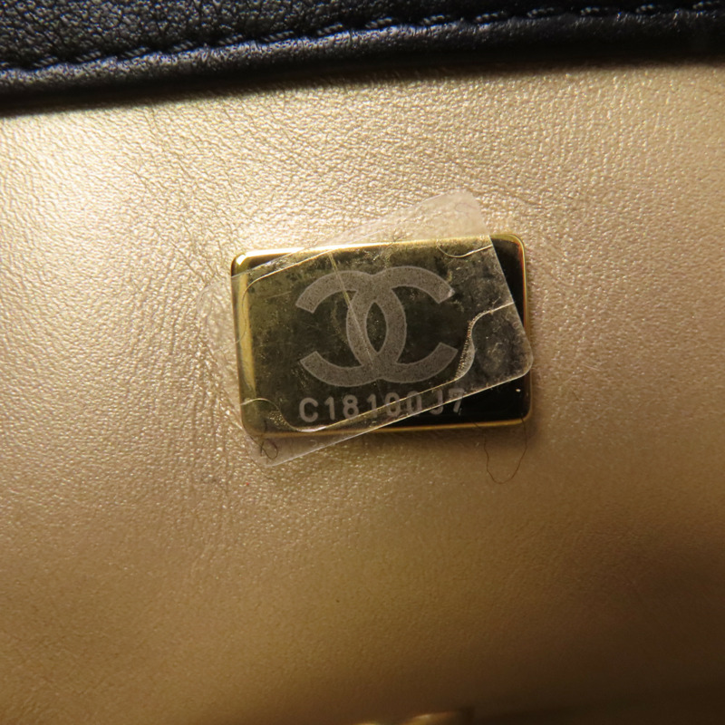 CHANEL 羊皮皮革Small Flap Bag金扣鏈帶手挽肩背兩用袋-6