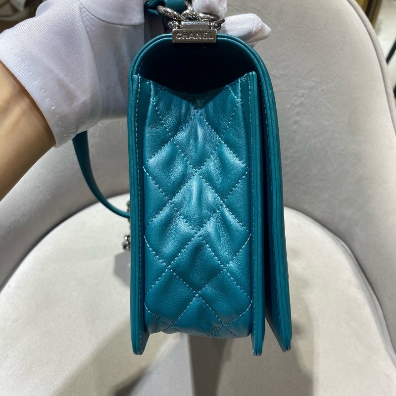 Chanel 綠色銀扣光面牛皮中號leboy 肩背包 斜背包-9