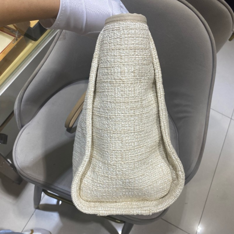 Chanel 米白色金扣編織沙灘包 tote 肩背包 🈶購鉦-8