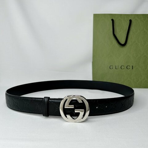 GUCCI Interlocking G搭扣壓紋皮革皮帶