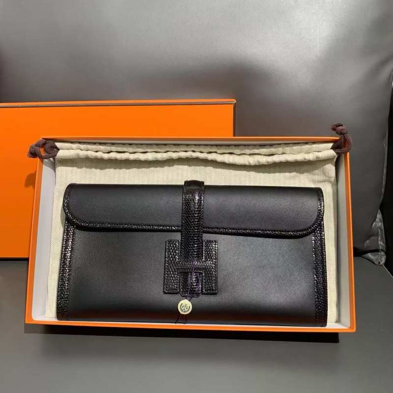 Hermes 黑色Jige Elan29蜥蜴touch手拿包，A 刻，配根肩带就是 woc-0