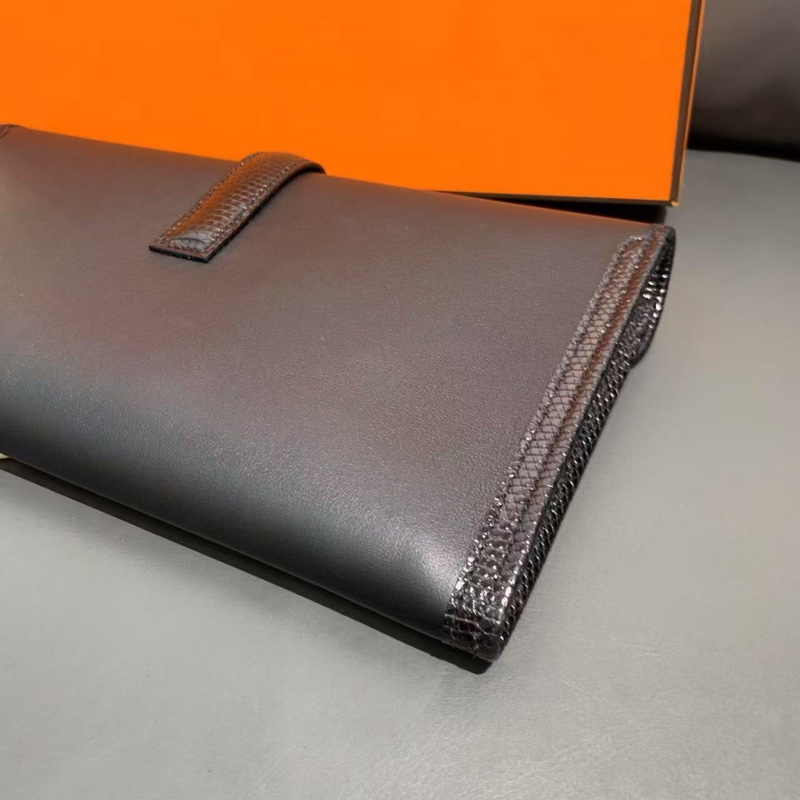 Hermes 黑色Jige Elan29蜥蜴touch手拿包，A 刻，配根肩带就是 woc-4