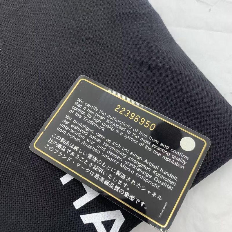 Chanel香奈兒黑金羊皮化妝包手提款 大容量 鐳射22開 時尚優雅 尺寸 20*14*15 ,配件塵袋身份卡#Chanel#香奈兒-6