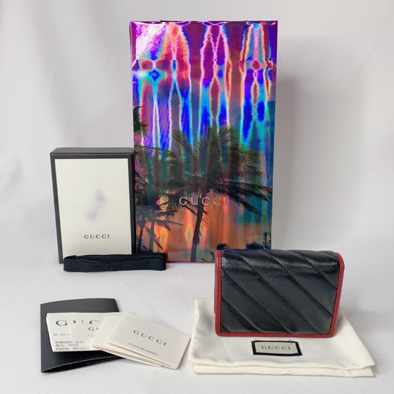 GUCCI Marmont扣式短夾零錢包-1