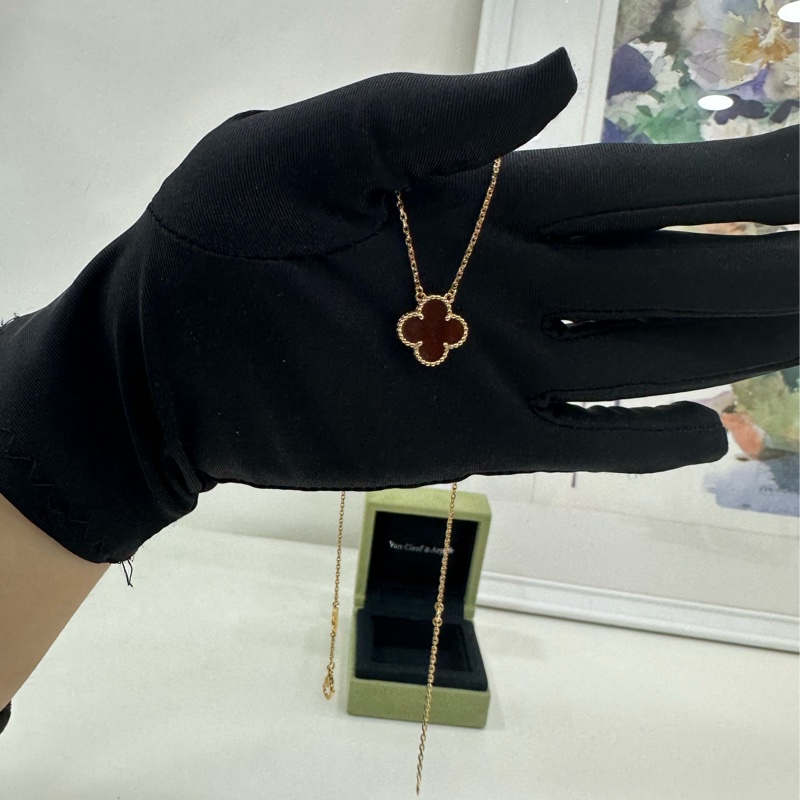 VCA/Van Cleef & Arpels/梵克雅寶Alhambra四葉幸運系列紅玉髓四葉草18k金 項鍊 23年 單鏈無卡-2