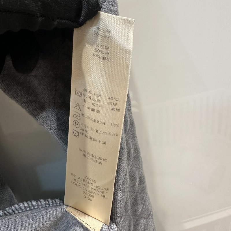 【美收精品】BURBERRY 灰色連帽外套 4-239【隔月月中將轉賣至日本 上架期限30天】-8