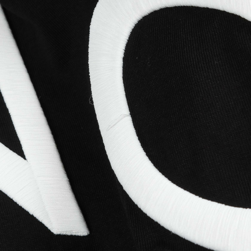 紀梵希 (GIVENCHY) 標誌刺繡T卹,純棉材質,黑色,男士二手。-4