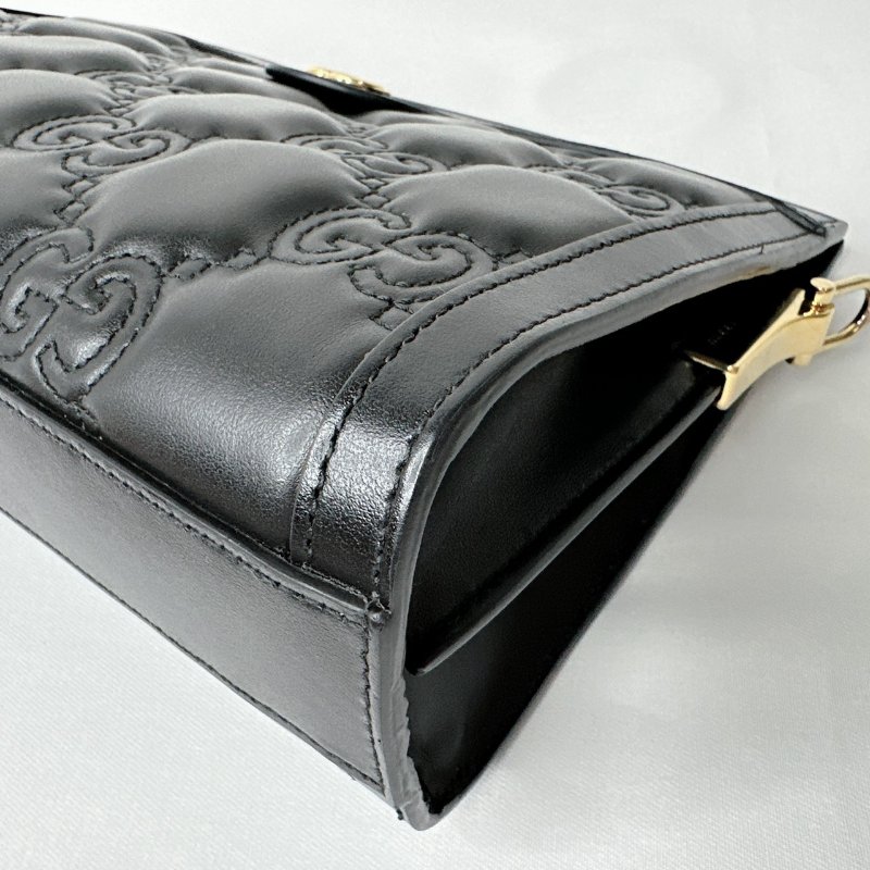 GUCCI Matelasse絎縫皮革斜背包-12