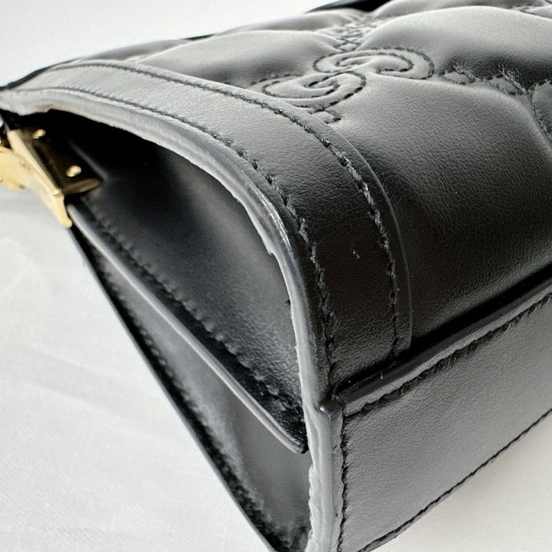 GUCCI Matelasse絎縫皮革斜背包-13