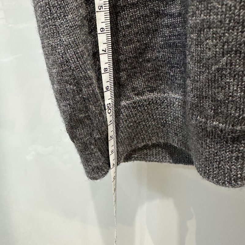 【美收精品】BURBERRY 灰色針織背心 4-240【隔月月中將轉賣至日本 上架期限30天】-9