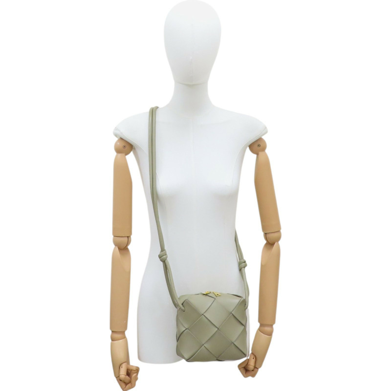 綠色羊皮 Cassette 肩背包 701915【BOTTEGA VENETA BV 寶緹嘉】 701915-6