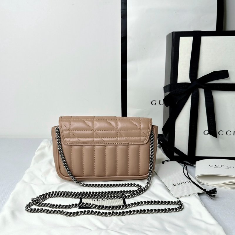 GUCCI Mini牛奶糖色翻蓋鏈包-1