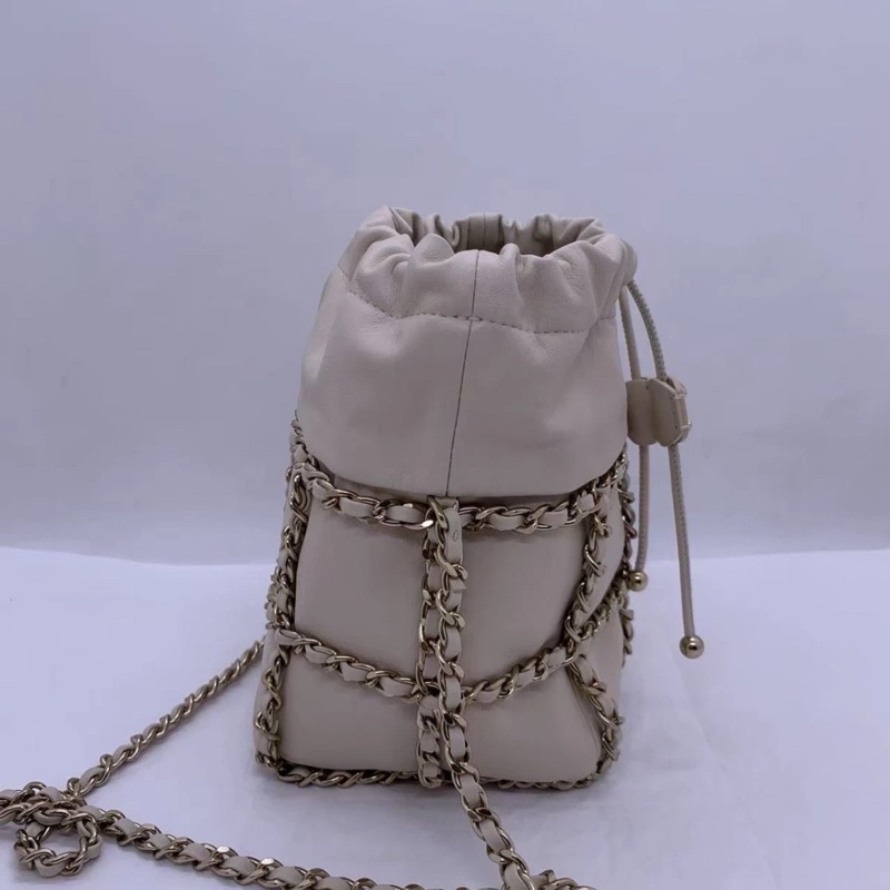 CHANEL Drawstring Bag Crossbody 白色單肩包鏈條包-2