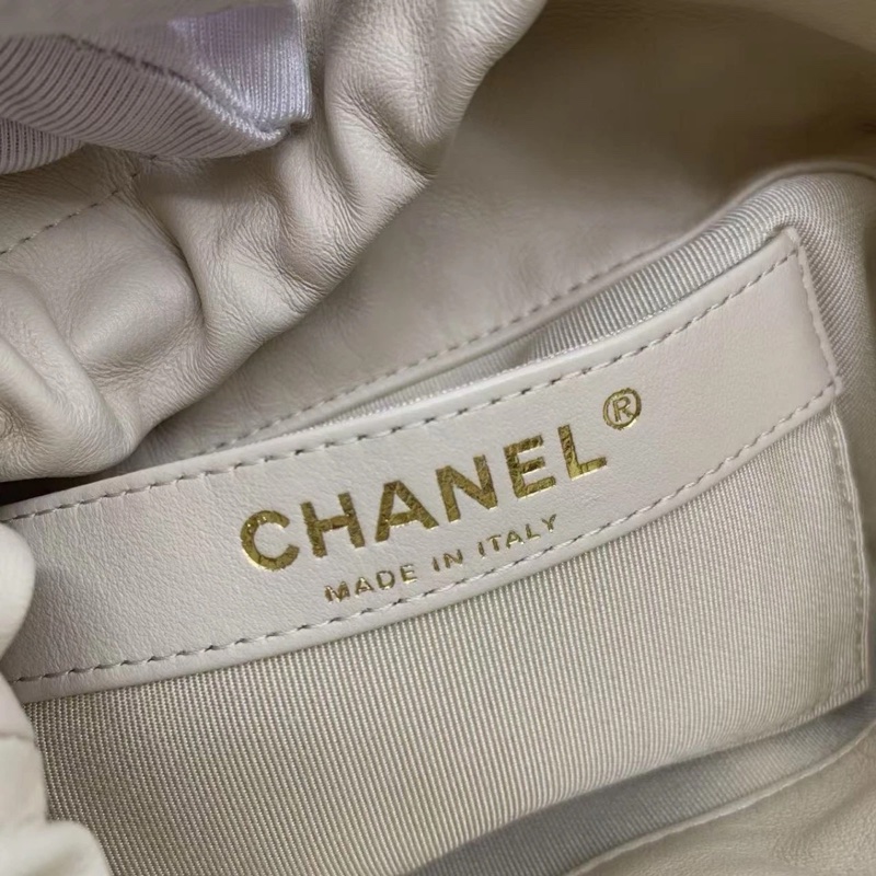 CHANEL Drawstring Bag Crossbody 白色單肩包鏈條包-7